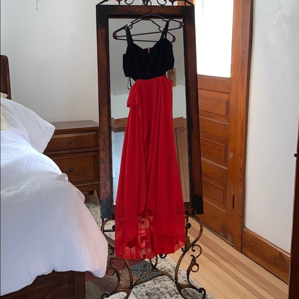 Nikibiki dress